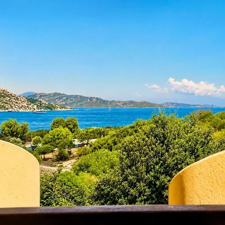 Appartamento Appartamento vista mare-Costa Smeralda-Palau 5 min from the beach La Sciumara